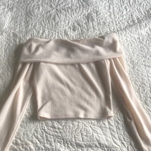 New Windsor Off the Shoulder Crop